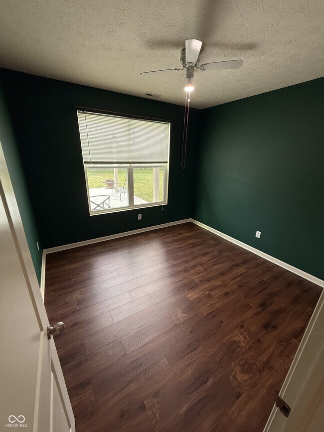 Building Photo - 7824 Newhall Way