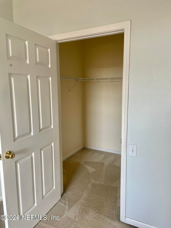 Building Photo - 7990 Baymeadows Rd