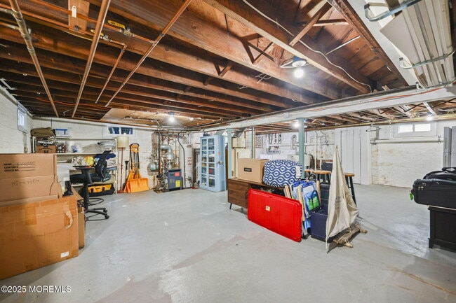 Building Photo - 50 Waverly Pl