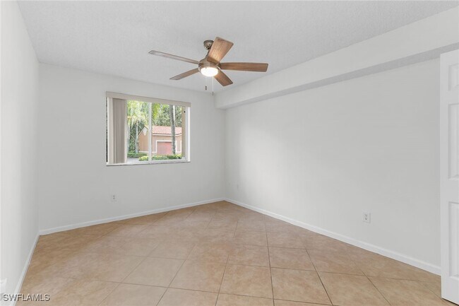 Building Photo - 1810 Florida Club Cir