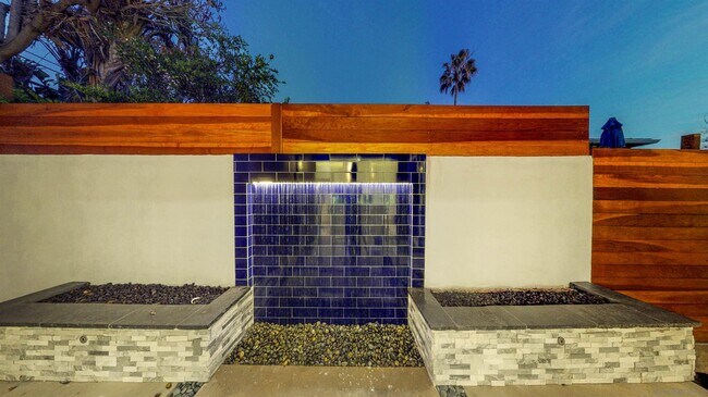 Building Photo - 162 Imperial Beach Blvd