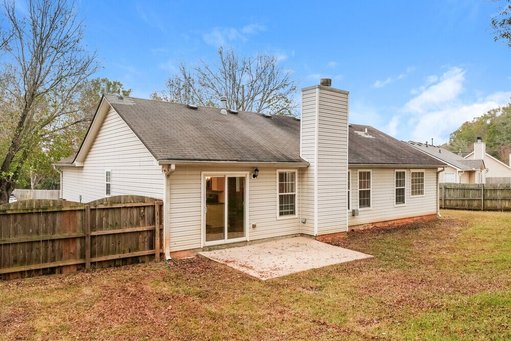 Building Photo - 509 Sarah's Ln