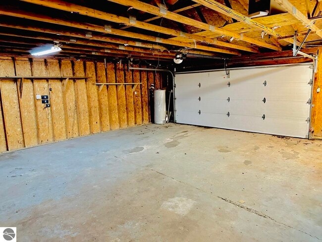 Building Photo - 105 Tippi Trail