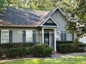 Building Photo - 421 Vivaldi Dr