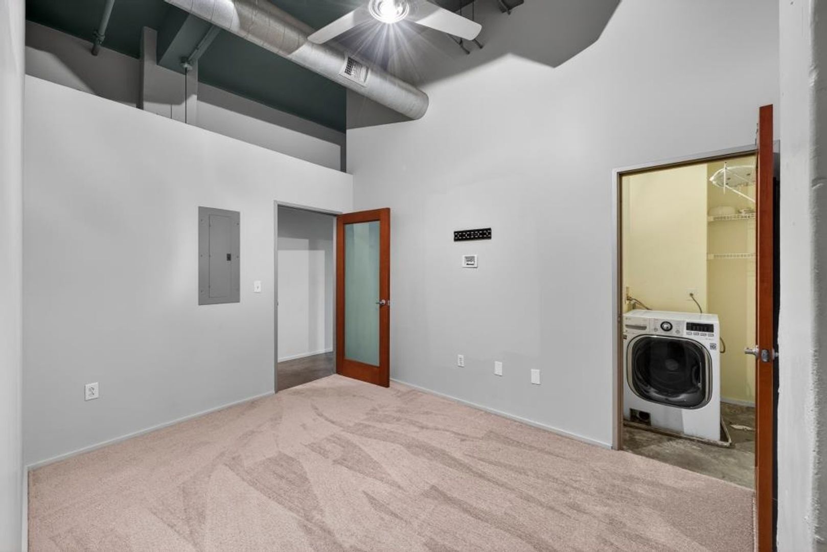 Building Photo - 1136 Washington Ave