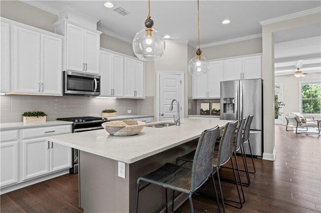 Building Photo - 3159 Rutter Dr