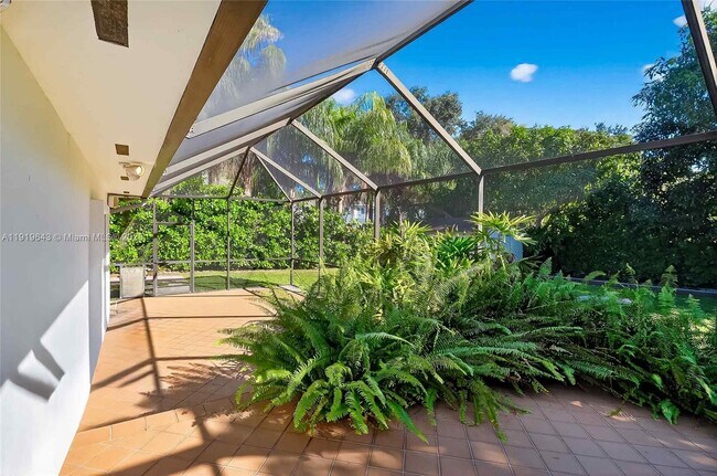 Building Photo - 6731 SW 138th St