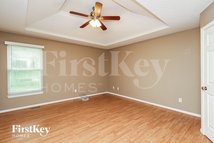 Building Photo - 6713 S Brookside Rd