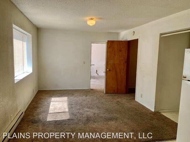 Building Photo - 2129 5th Ave