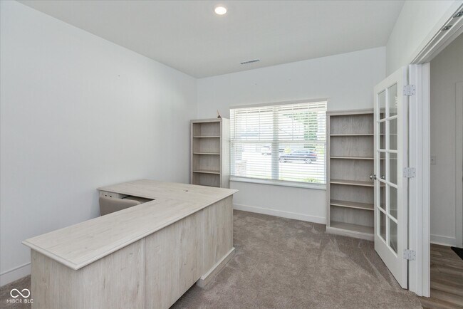 Building Photo - 3148 Hawking Ct
