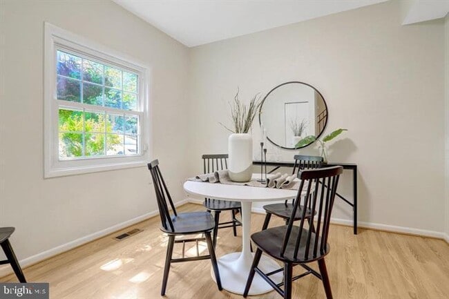 Building Photo - 6372 8th Cir