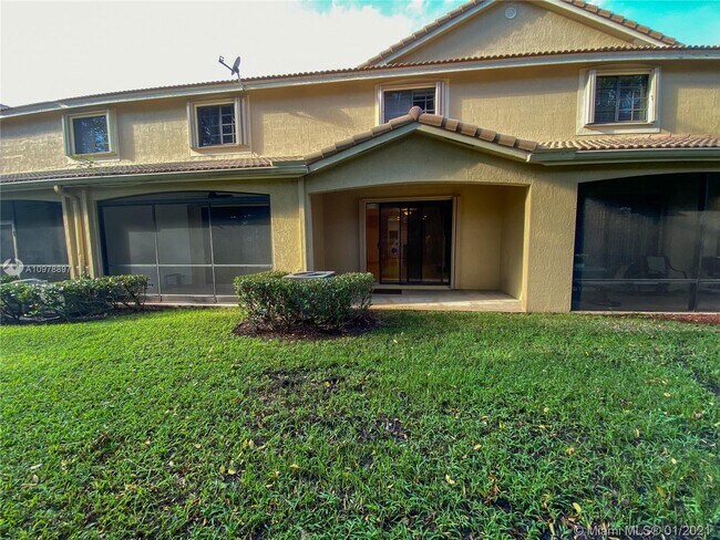 Building Photo - 4272 Vineyard Cir