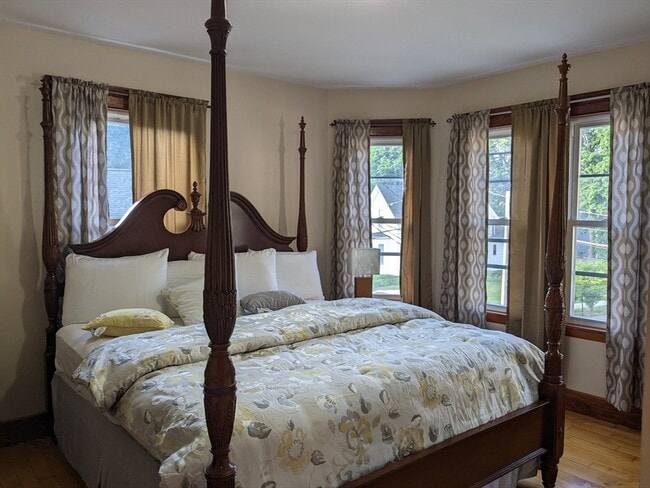 Building Photo - 59 Edson St