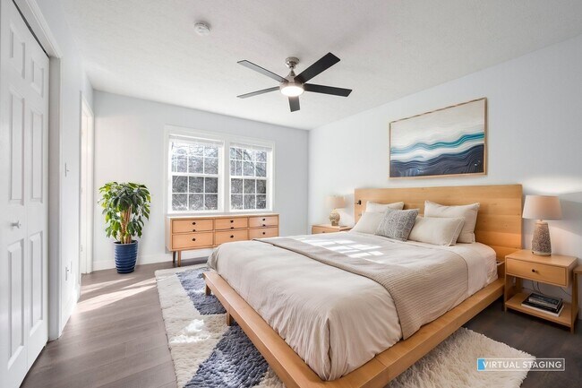 Building Photo - Spacious 5BR House in Asheville