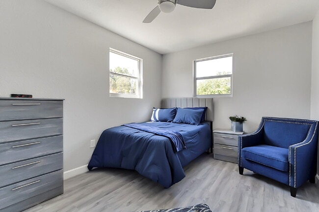 Building Photo - Beautiful Ranch Home in a Quiet Community.