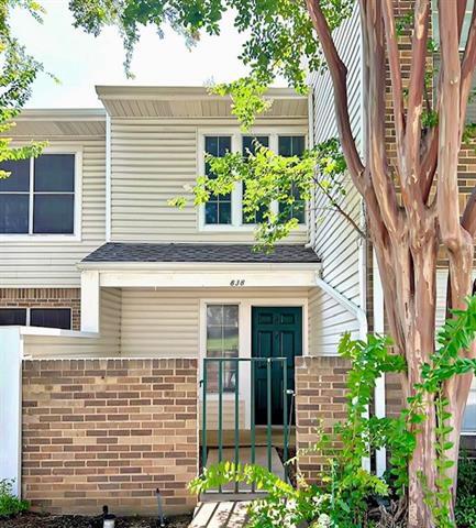 Building Photo - 838 Creekside Dr