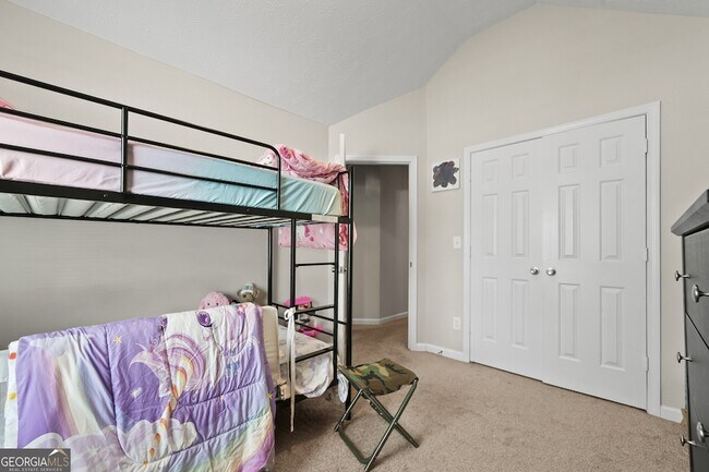 Building Photo - 30 Zebulon Pl