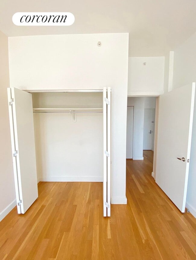 Building Photo - 11-24-24 31st Ave