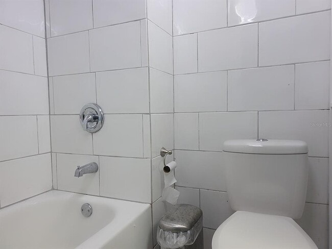 Building Photo - 4713 W El Prado Blvd