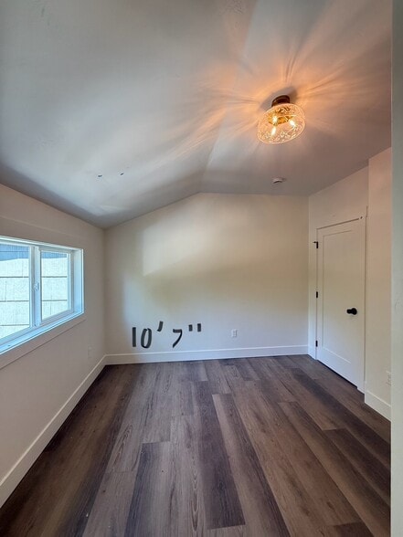 Bedroom 2 - 1539 Villard St