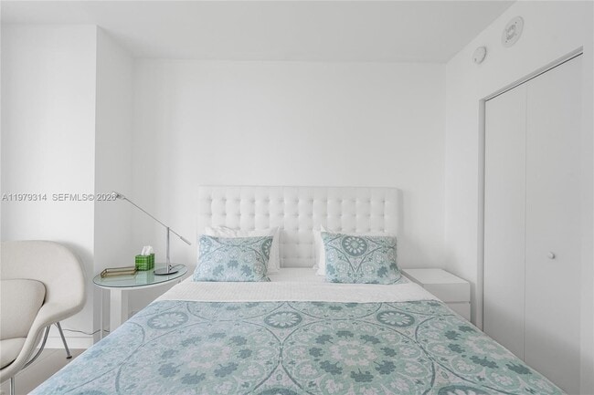 Building Photo - 1300 S Miami Ave