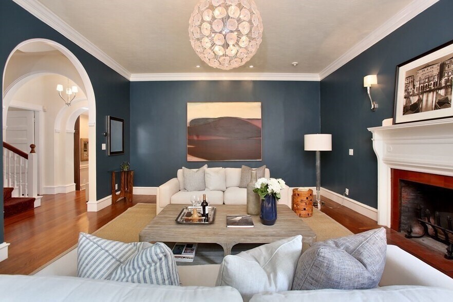 Building Photo - 36 Pinckney St