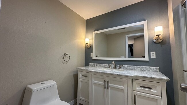 Building Photo - Great Home in West Loveland