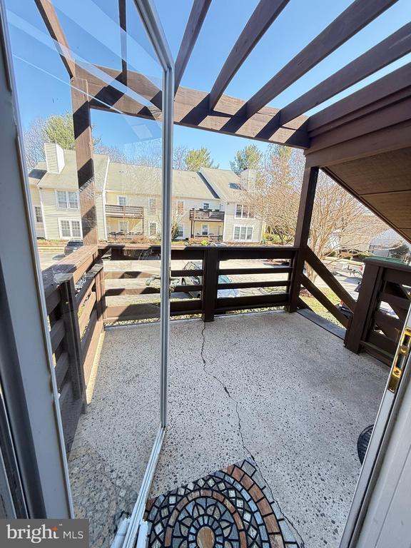 Building Photo - 10002 Oakton Terrace Rd