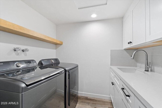 Building Photo - 3001 Ironwood Rd