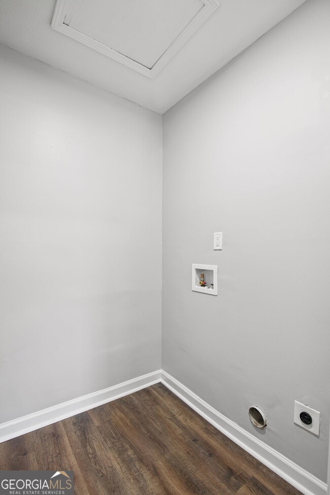 Building Photo - 3193 Nectarine Cir