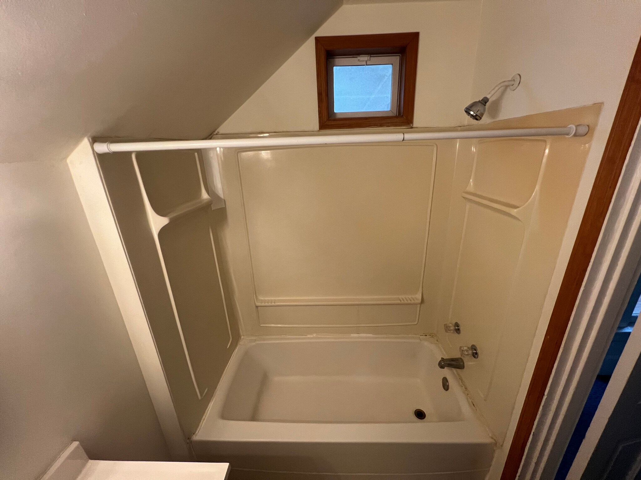 Building Photo - 1205 Mississippi St