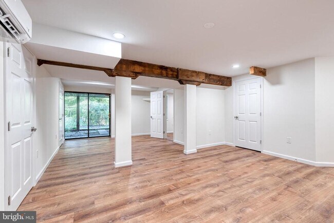 Building Photo - 12610 Timber Grove Rd