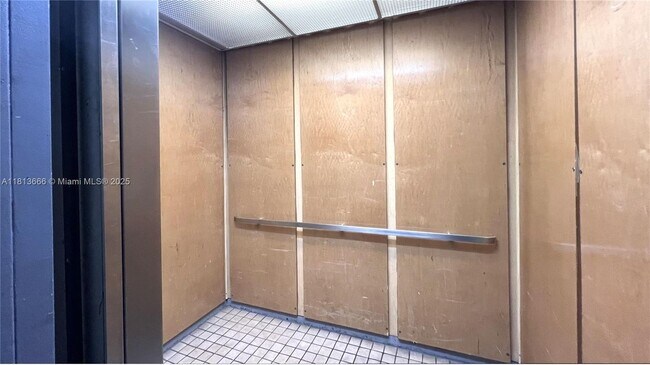 Building Photo - 13255 SW 88th Ln