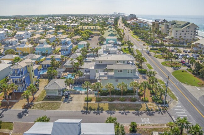 Building Photo - 2809 Scenic Hwy 98