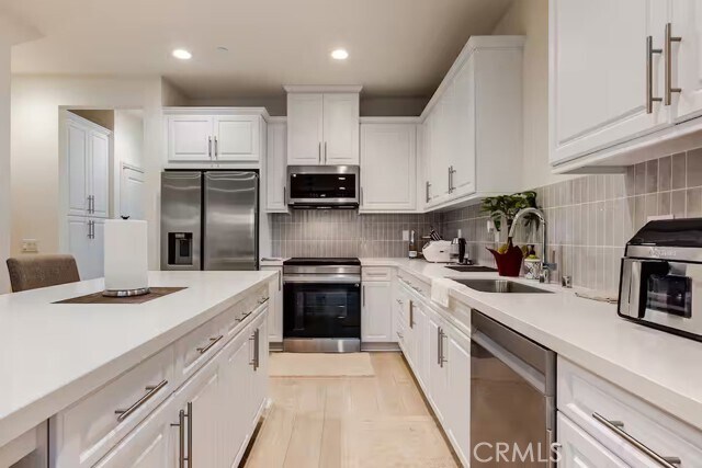 Building Photo - 243 S Sand Palm Dr