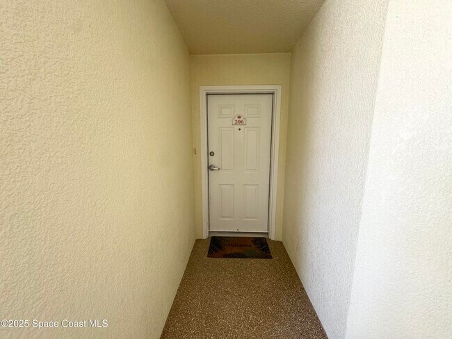 Building Photo - 420 Harding Ave