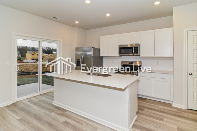 Building Photo - 907 Moray Ln