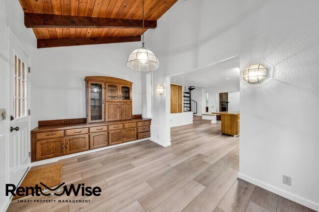 Building Photo - 683 Old La Honda Rd