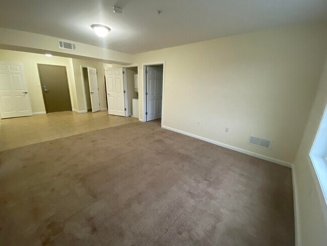 Building Photo - 80 Sentinel Court