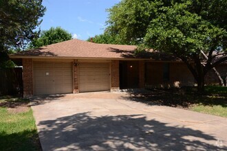 Building Photo - 1804 Dixie Ln