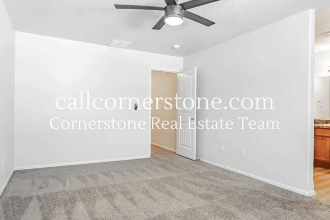 Building Photo - 2138 Phillips Alley