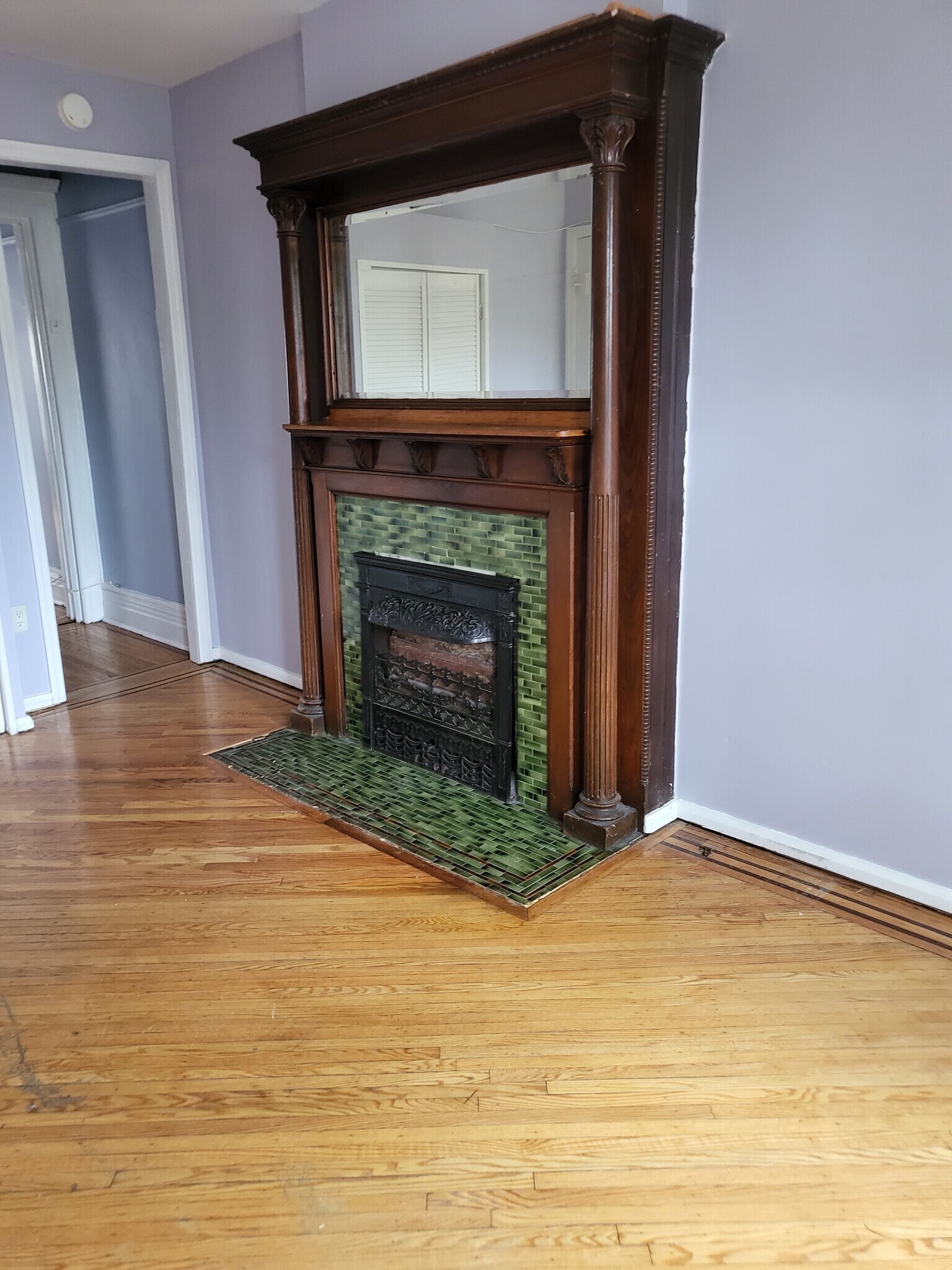Lvng Room - 19 Revere Pl