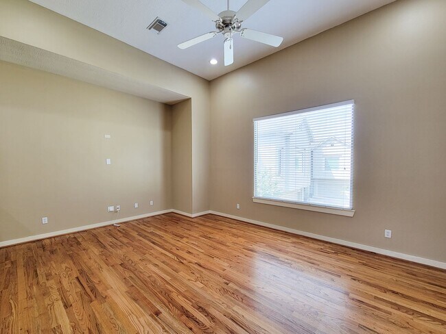 Building Photo - Elegant Gated Townhome Offering Unparallel...
