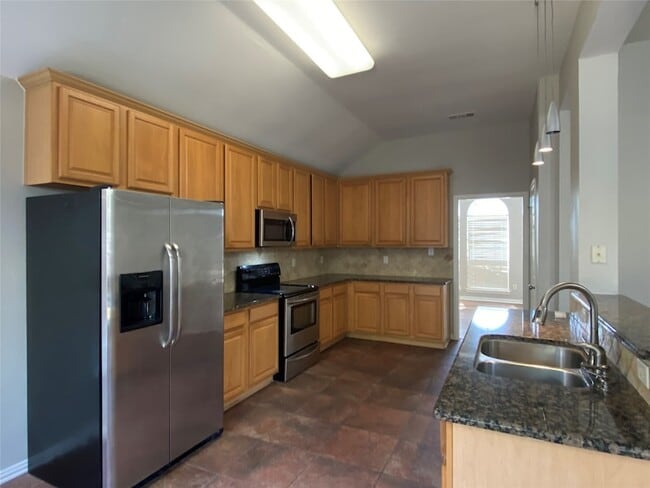 Building Photo - 1544 Commerce Dr