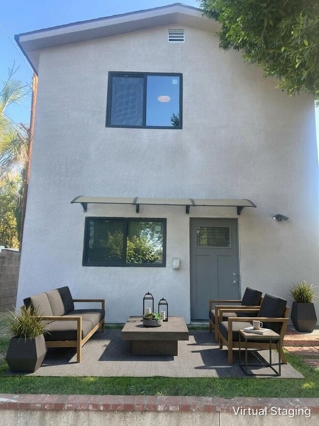 Building Photo - 11303 Paso Robles Ave
