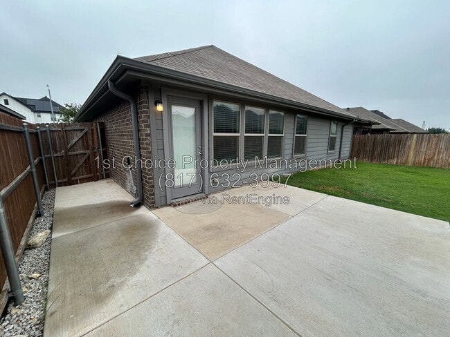 Building Photo - 6340 Battle Mountain Trl