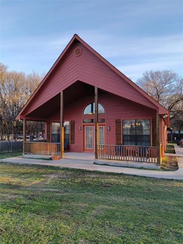 Building Photo - 100 E Bluebonnet Dr