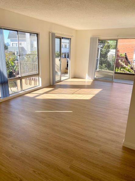 Building Photo - 1140 N Clark St