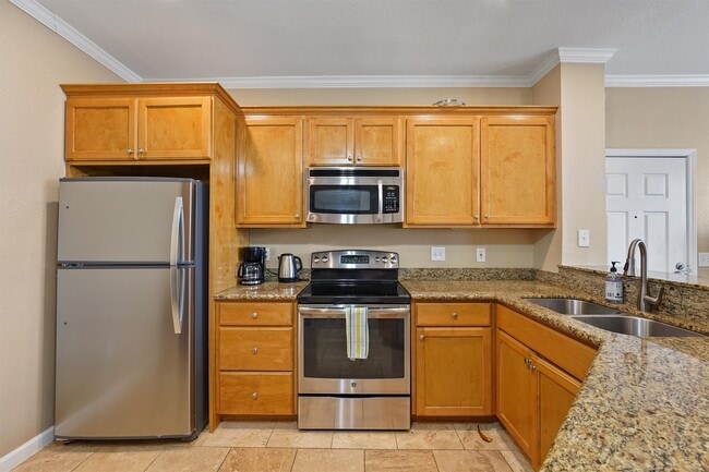 Building Photo - 7000 Seawall Blvd