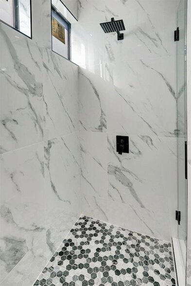 Building Photo - 212 Fairway Rd